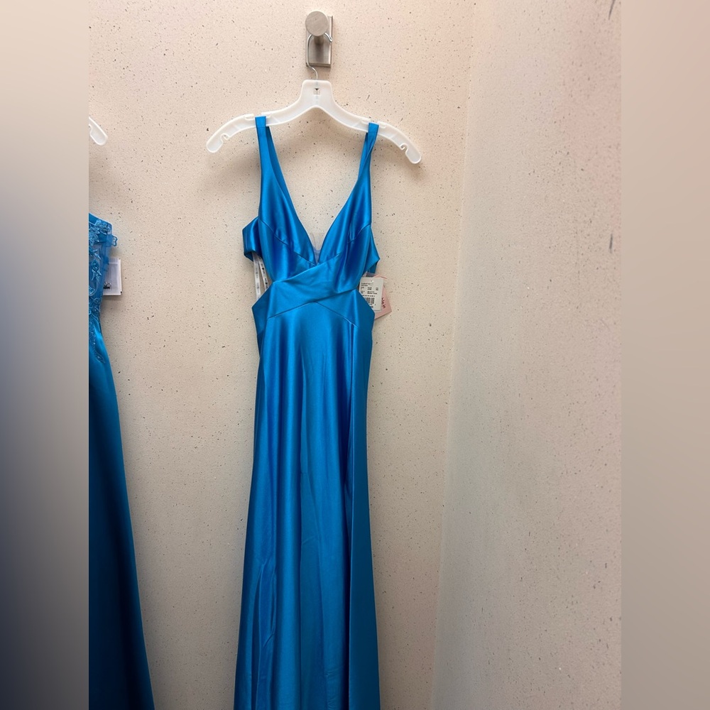 Blue Prom dress